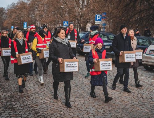 Do Sejmu trafił projekt „Aborcja to zabójstwo” ze 150 tys. podpisów